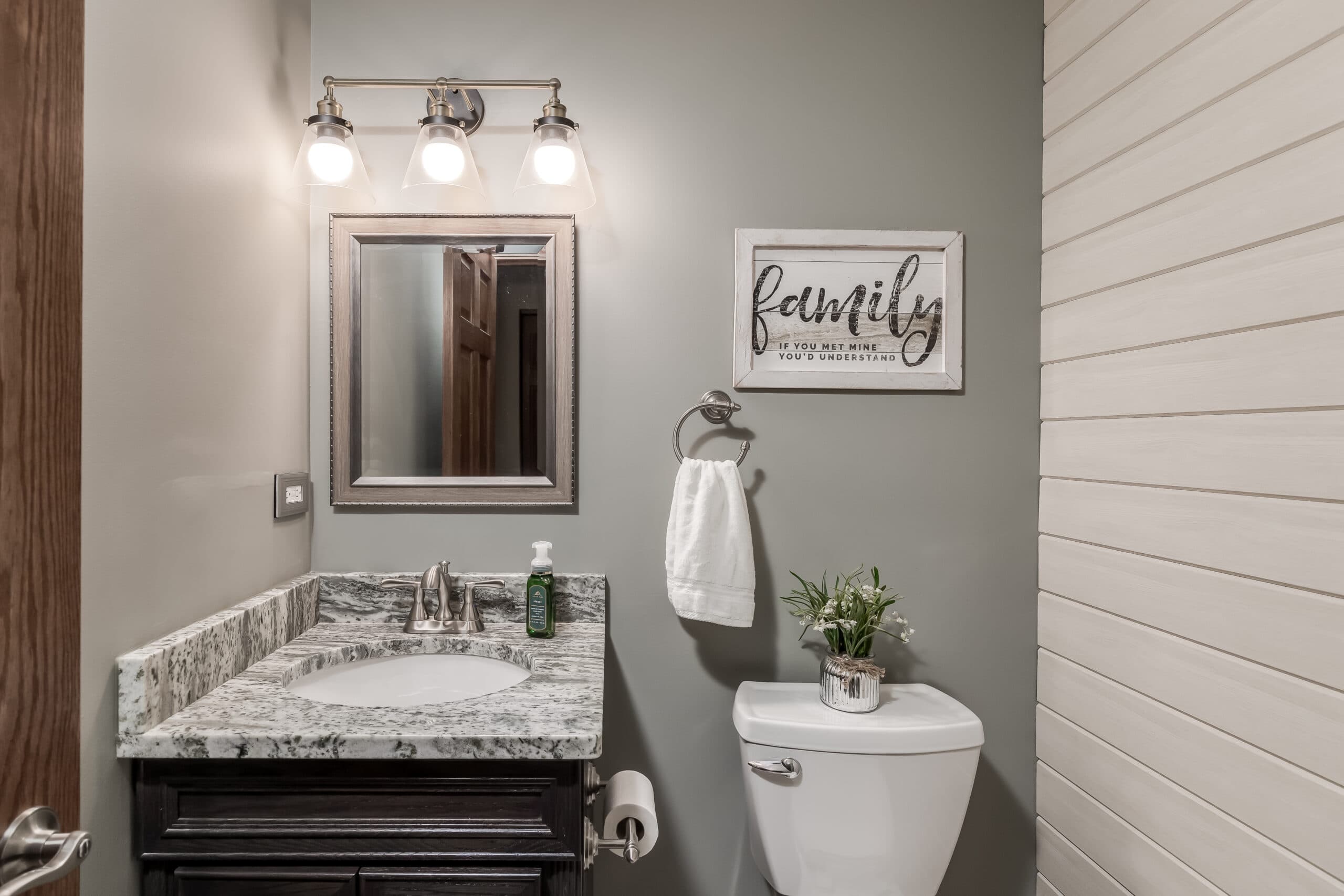 Featured image for Maximizing Space: Creative Plumbing Solutions for Small Bathroom Remodels